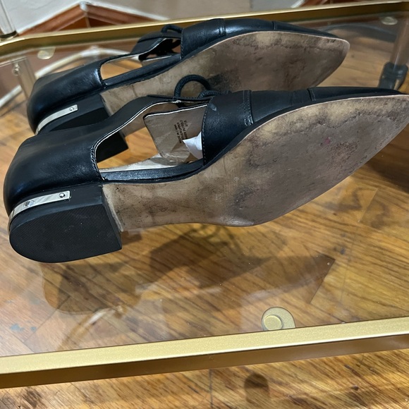 Michael Kors Graham Cut Out Oxfords Size 6 in excellent condition. - Picture 6 of 8